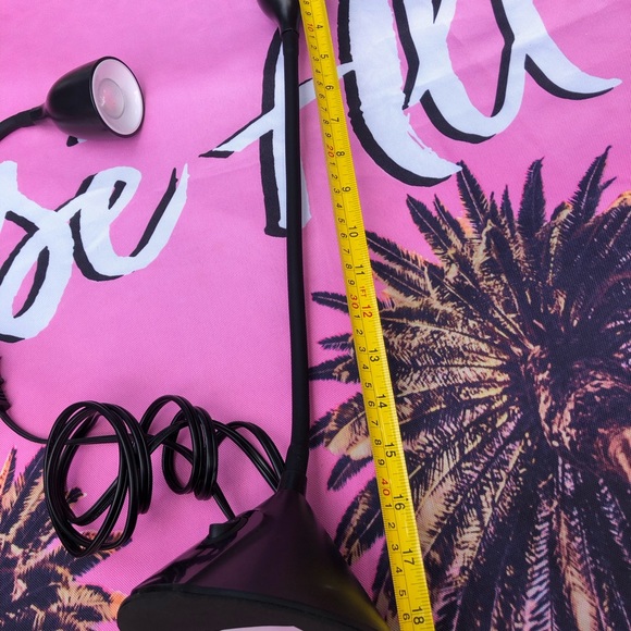 Lap - Picture 9 of 12